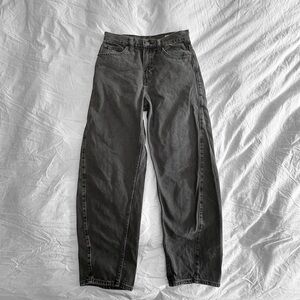 Gap High Rise Barrel Jeans